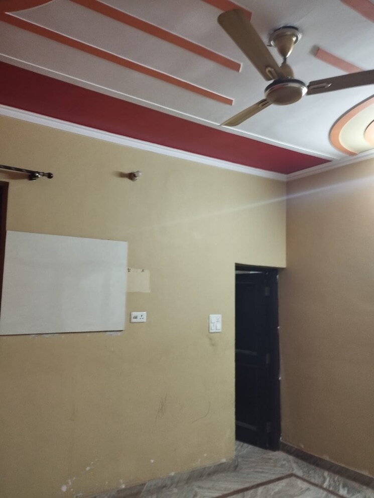 Master Bedroom, housing board colony 6 Bedroom 156 Sq.Yd. Independent House In Housing Board Colony Sonipat 7816316