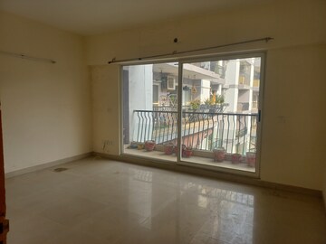 Room in 3 BHK Apartment at Grihapravesh, Sector 77 – for Sale
