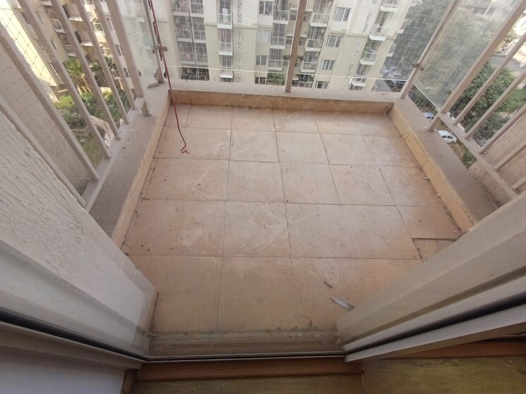 Balcony, experion-the-heart-song 3 Bedroom 2003 Sq.Ft. Apartment In Sector 108 Gurgaon 7816371