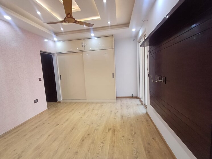 Master Bedroom, experion-the-heart-song 3 Bedroom 2003 Sq.Ft. Apartment In Sector 108 Gurgaon 7816371