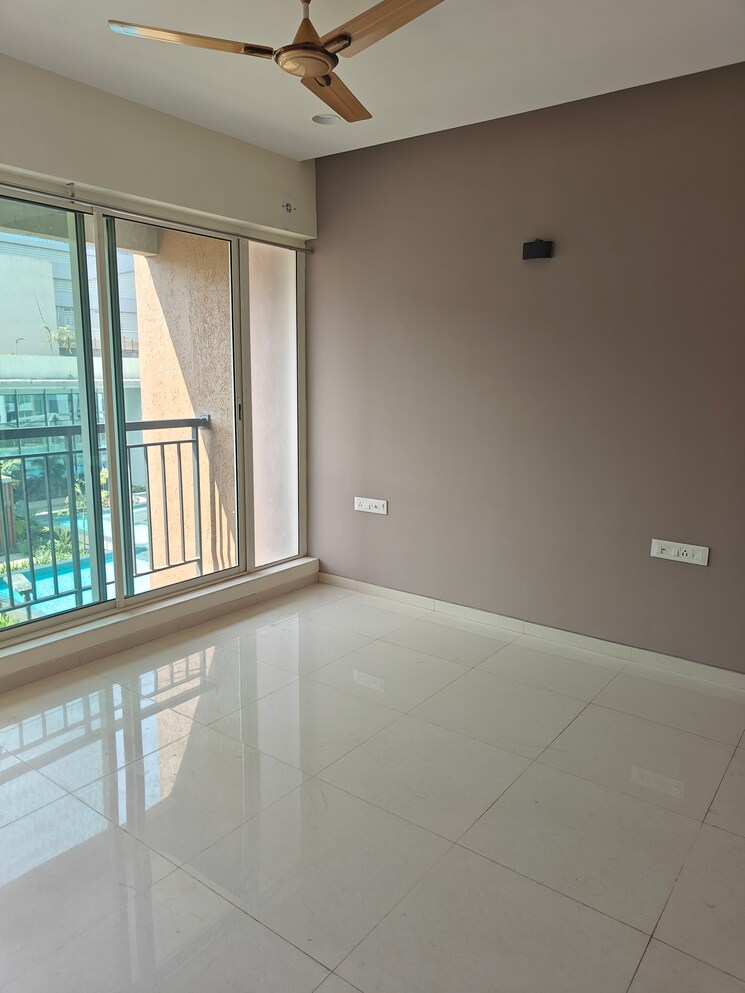 Room, l-t-seawoods-residences-phase-1-part-b 2 Bedroom 825 Sq.Ft. Apartment In Seawoods Navi Mumbai 7816423