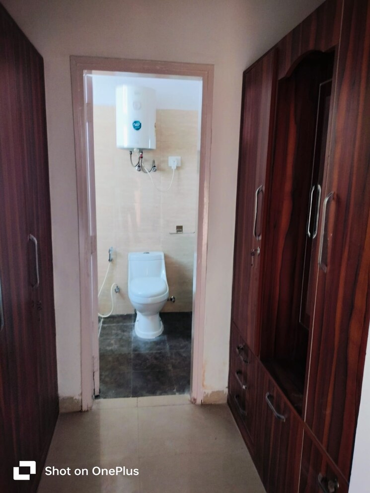 Bathroom, tulip-purple 4 Bedroom 2400 Sq.Ft. Apartment In Sector 69 Gurgaon 7816435