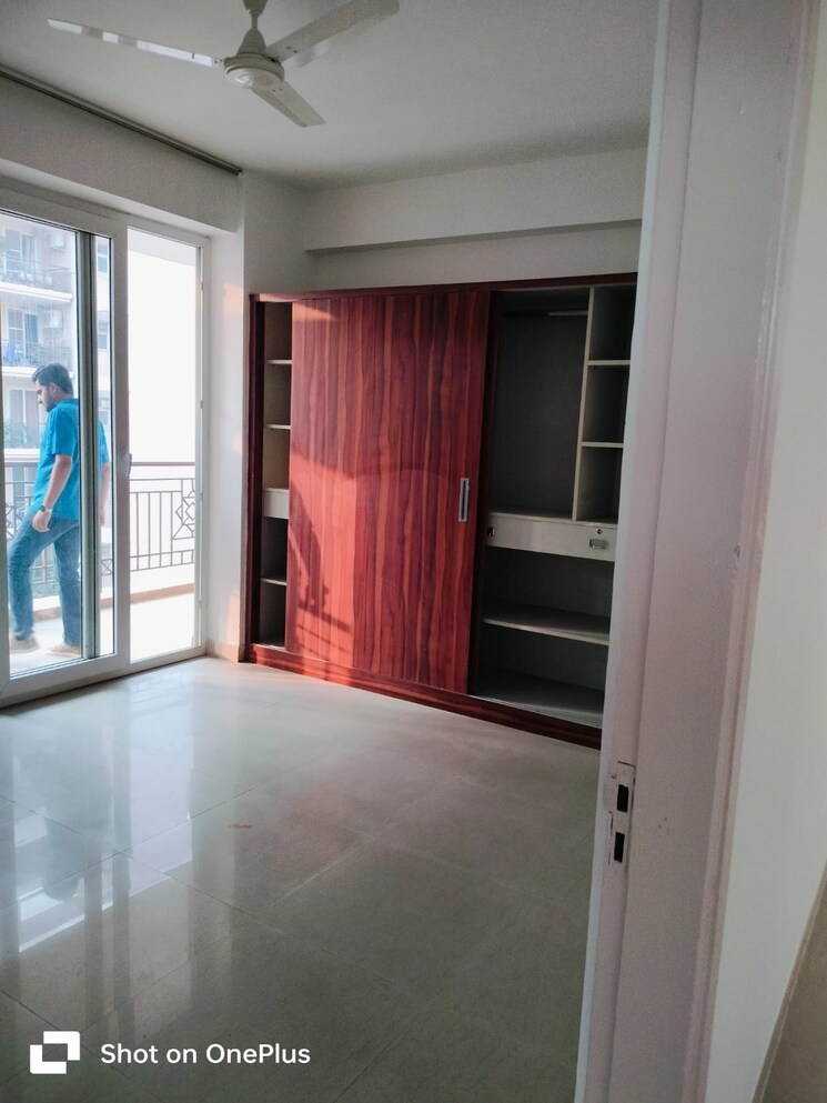 Room, tulip-purple 4 Bedroom 2400 Sq.Ft. Apartment In Sector 69 Gurgaon 7816435