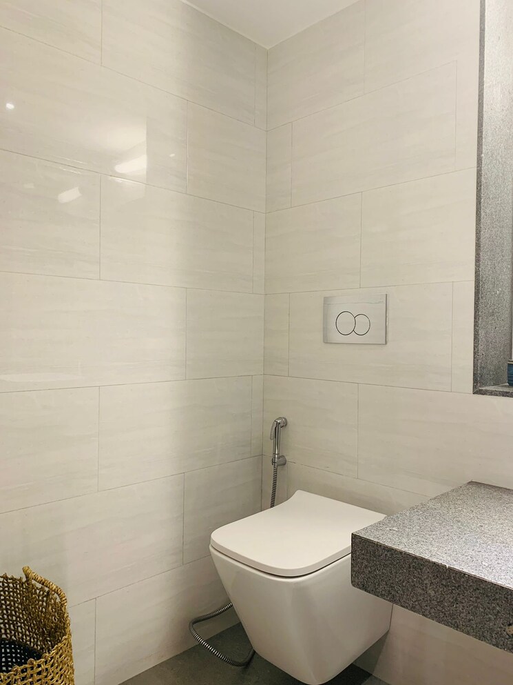 Bathroom, ekta-tripolis 3 Bedroom 908 Sq.Ft. Apartment In Goregaon West Mumbai 7816451