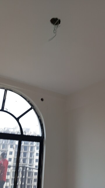 Furnished Amenities in Studio Apartment at Omaxe Hazratganj Residency, Gomti Nagar – for Sale