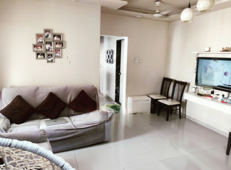 Living Room, clover-everest-world-chs-ltd 2 Bedroom 900 Sq.Ft. Apartment In Kolshet Road Thane 7816580