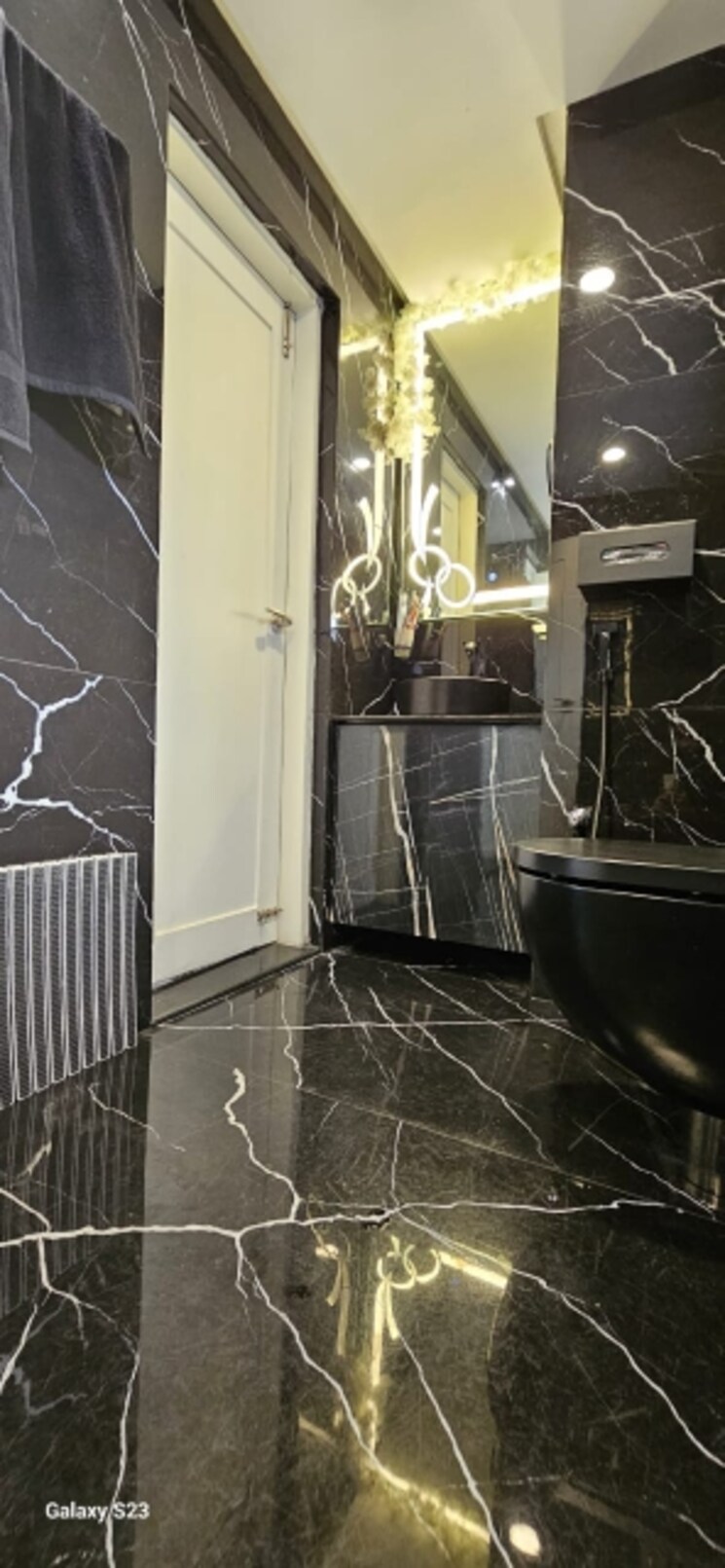 Balcony, hazratganj 3 Bedroom 1600 Sq.Ft. Apartment In Hazratganj Lucknow 7816585