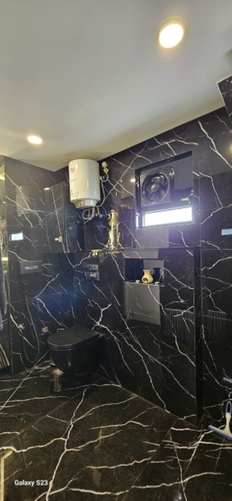 undefined, hazratganj 3 Bedroom 1600 Sq.Ft. Apartment In Hazratganj Lucknow 7816585