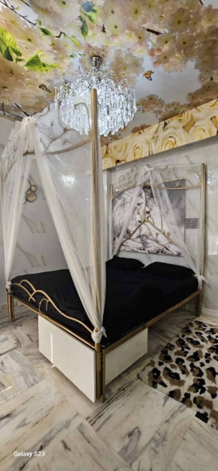 Balcony, hazratganj 3 Bedroom 1600 Sq.Ft. Apartment In Hazratganj Lucknow 7816585