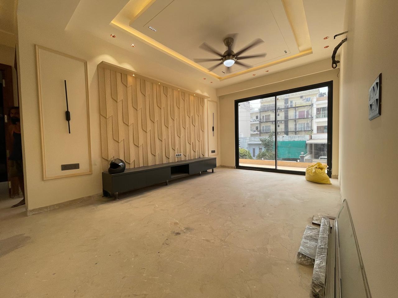 3 BHK + Pooja Room,Servant Room Builder Floor For Sale in SS Mayfield Gardens