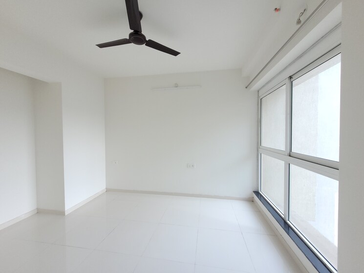 Room, godrej-emerald 1.5 Bedroom 550 Sq.Ft. Apartment In Ghodbunder Road Thane 7816695