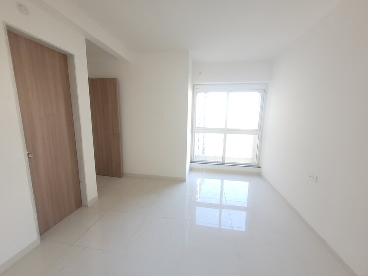 Room, godrej-emerald 2 Bedroom 721 Sq.Ft. Apartment In Ghodbunder Road Thane 7816700