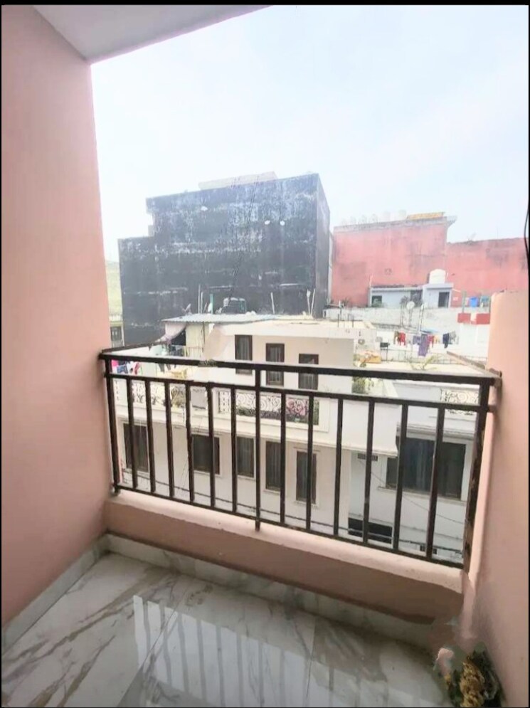 Balcony, mehrauli 2 Bedroom 900 Sq.Ft. Builder Floor In Mehrauli Delhi 7816743