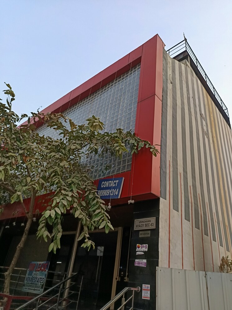 Exterior View, sector 63 Commercial Showroom 11000 Sq.Ft. In Sector 63 Noida 7816767