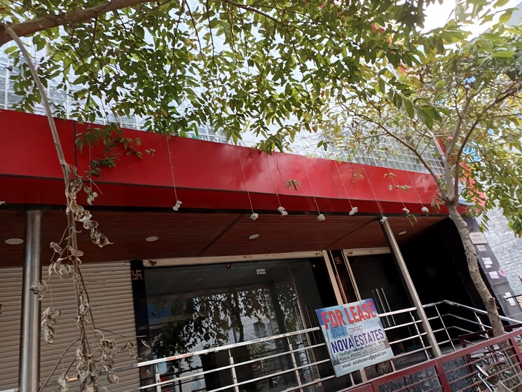 Exterior View, sector 63 Commercial Showroom 11000 Sq.Ft. In Sector 63 Noida 7816767