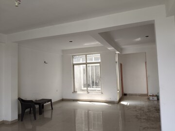 3.5 BHK Apartment For Rent in RWA Apartments Sector 122, Sector 122