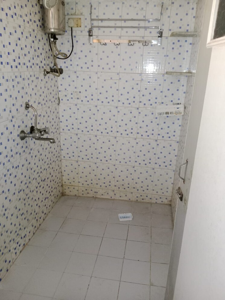 Bathroom, parekh-sujata-apartment 1 Bedroom 580 Sq.Ft. Apartment In Virar West Palghar 7816894