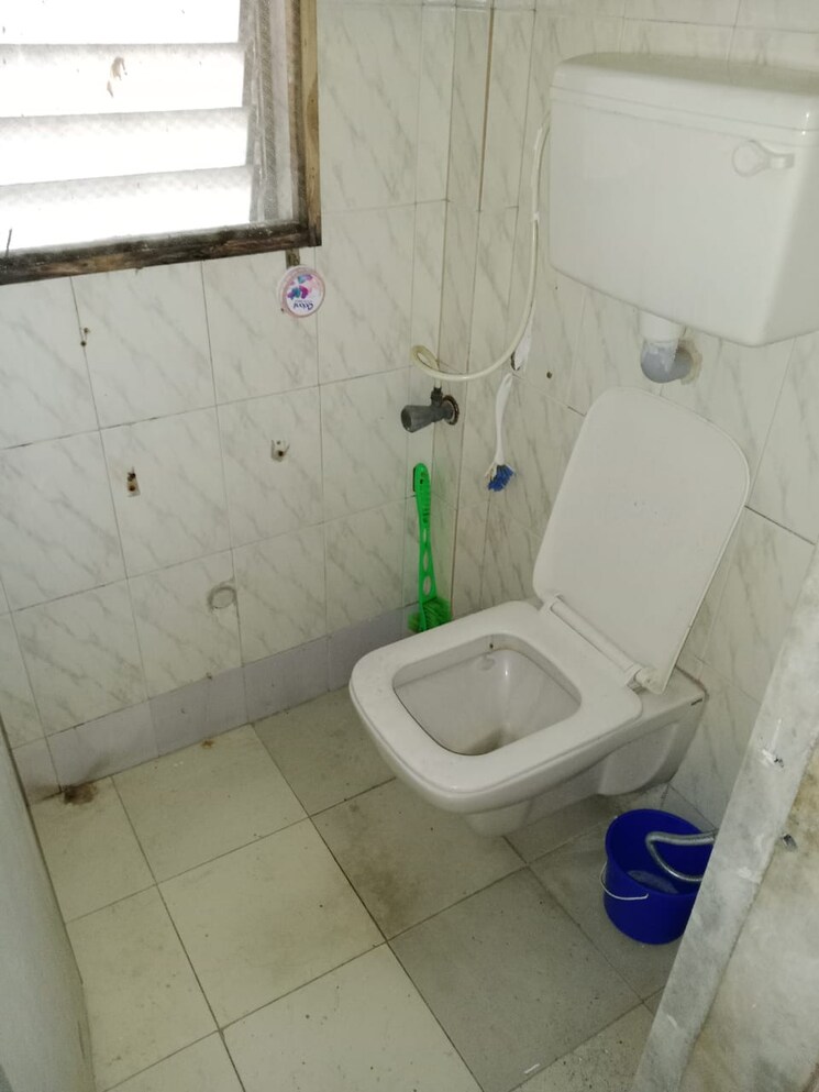 Bathroom, parekh-sujata-apartment 1 Bedroom 580 Sq.Ft. Apartment In Virar West Palghar 7816894