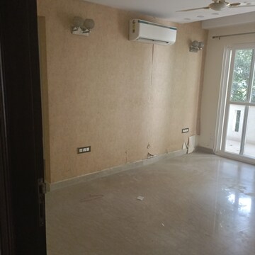 2 BHK Apartment For Rent in Unitech The Residences Sector 33, Sector 33