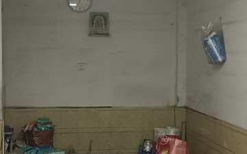 Shop For Sale in Thane West