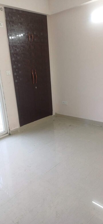 Room in 2 BHK Apartment at Supertech Ecovillage II, Sector 16b Greater Noida – for Sale