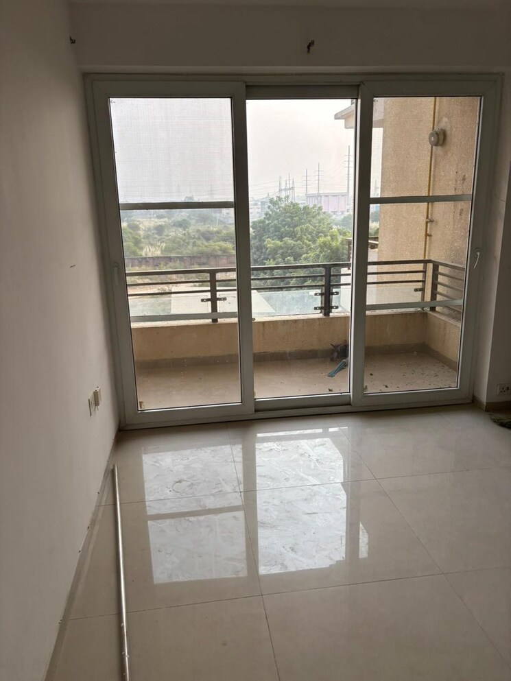 Room, tulip-lemon 2 Bedroom 526 Sq.Ft. Apartment In Sector 69 Gurgaon 7817106