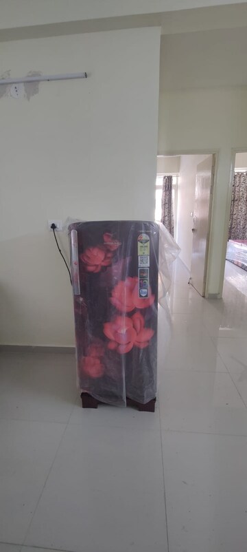 2 BHK Apartment For Rent in Pyramid Elite, Sector 86