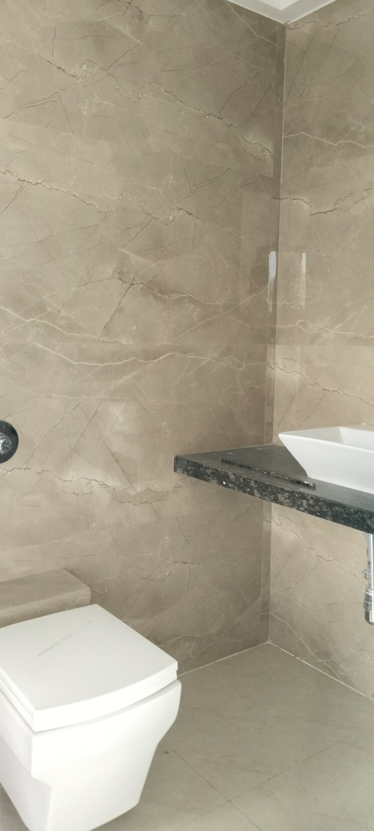 Bathroom, kurla west 2 Bedroom 853 Sq.Ft. Apartment In Kurla West Mumbai 7817162