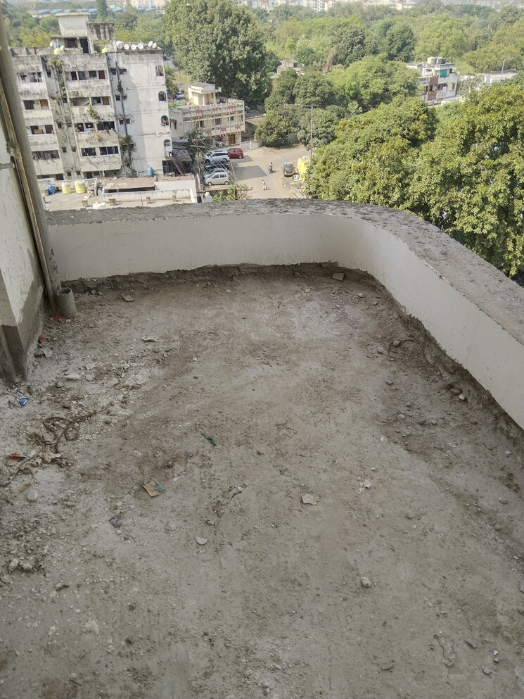 Balcony, shankarpur 2 Bedroom 1235 Sq.Ft. Apartment In Shankarpur Nagpur 7817164