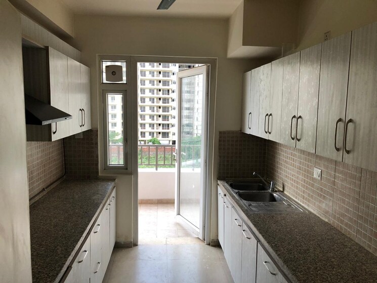 Kitchen, dlf-the-skycourt 3 Bedroom 1931 Sq.Ft. Apartment In Sector 86 Gurgaon 7817165