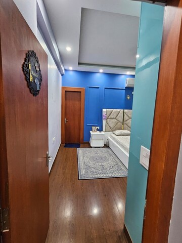 Furnished Amenities in 3 BHK Apartment at Mapsko Royale Ville, Sector 82 – for Sale