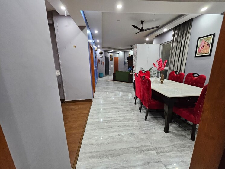 Team Area, mapsko-royale-ville 3 Bedroom 2300 Sq.Ft. Apartment In Sector 82 Gurgaon 7817172