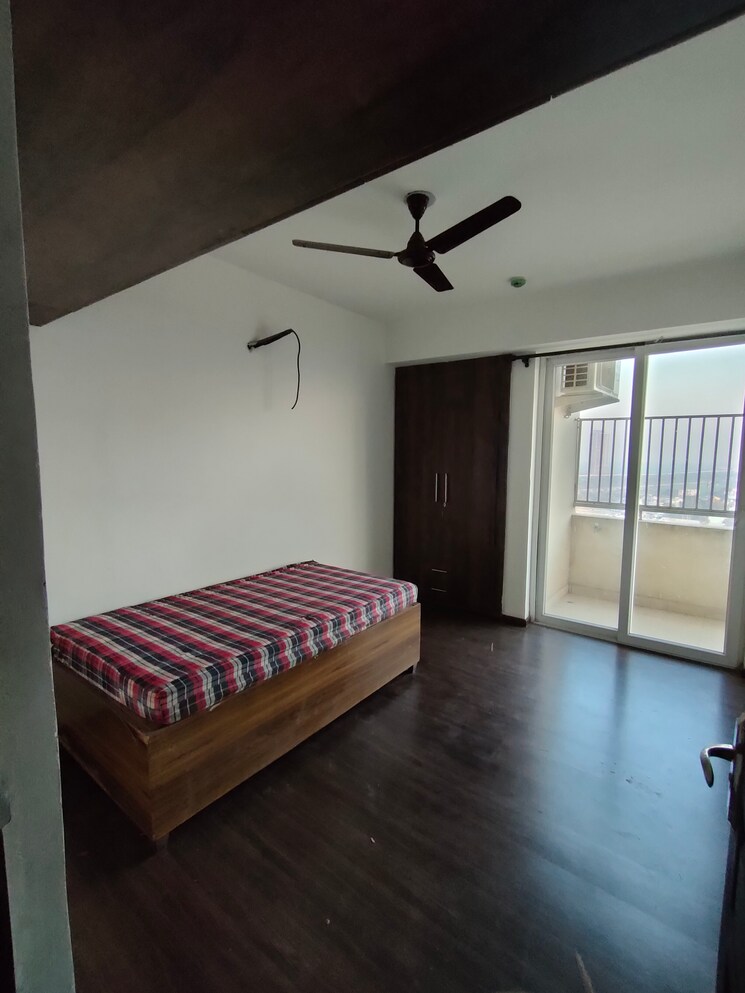 Bedroom, 3c-lotus-zing 2.5 Bedroom 1441 Sq.Ft. Apartment In Sector 168 Noida 7817180