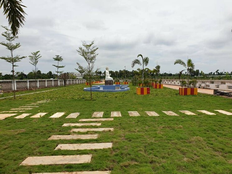 Garden, chelluru  170 Sq.Yd. Plot In Chelluru Vizianagaram 7817280