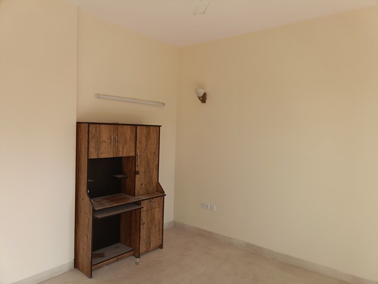 Room, puri-aanandvilas 3 Bedroom 1940 Sq.Ft. Apartment In Sector 81 Faridabad 7817325