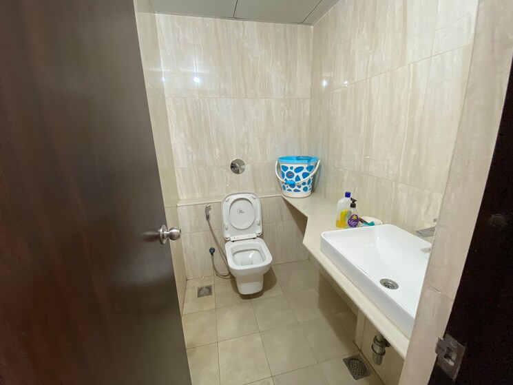 Bathroom, cybercity-marina-skies 3 Bedroom 2220 Sq.Ft. Apartment In Hi Tech City Hyderabad 7817317
