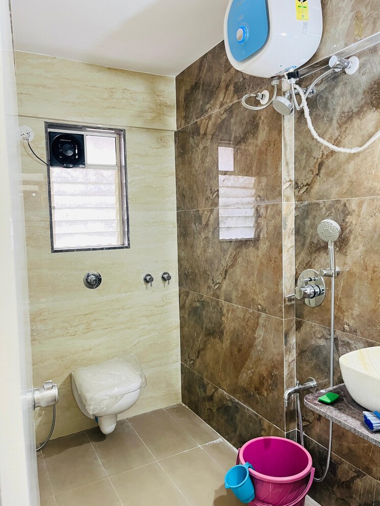 Bathroom, b-k-pate-agasti 3 Bedroom 1150 Sq.Ft. Apartment In Walvekar Nagar Pune 7817420