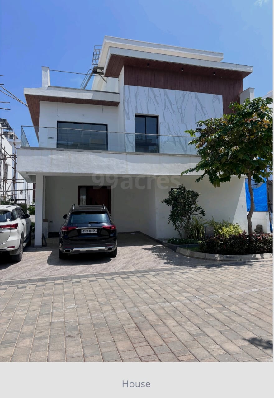 5 BHK + Pooja Room,Study Room 358 Sq.Yd. Villa in Vessella Meadows