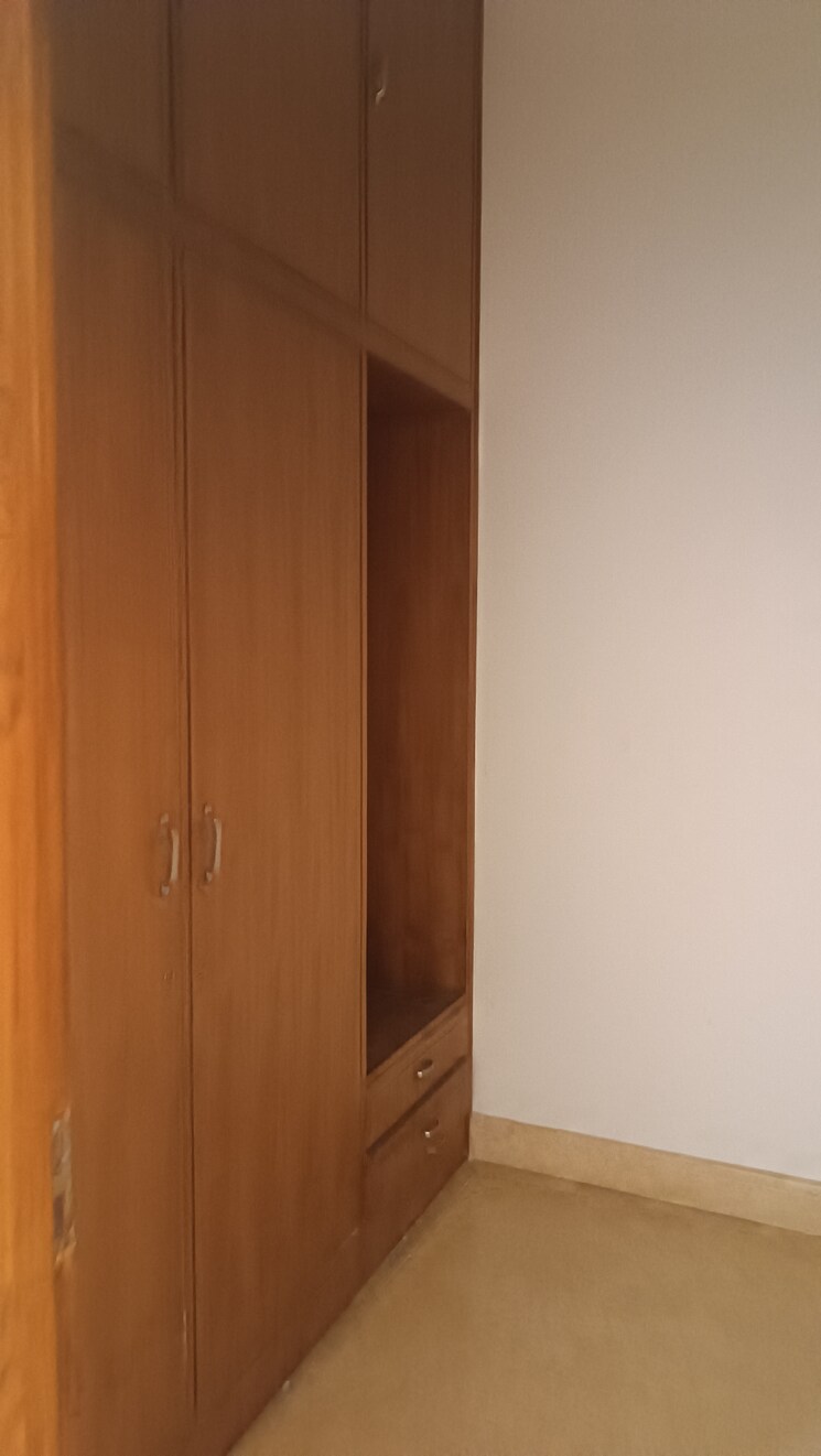 undefined, rwa-apartments-sector-41 6 Bedroom 180 Sq.Mt. Independent House In Sector 41 Noida 7817499