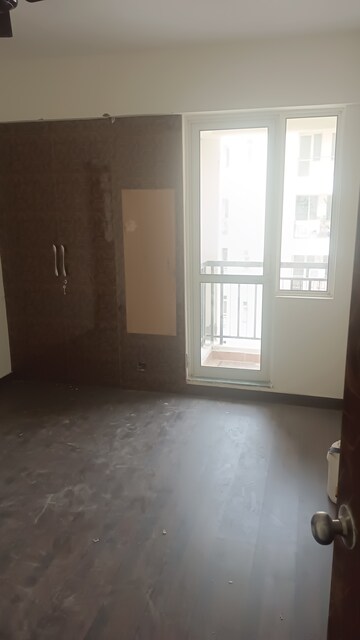 3.5 BHK Apartment For Rent in Jaypee Greens Kosmos, Sector 134