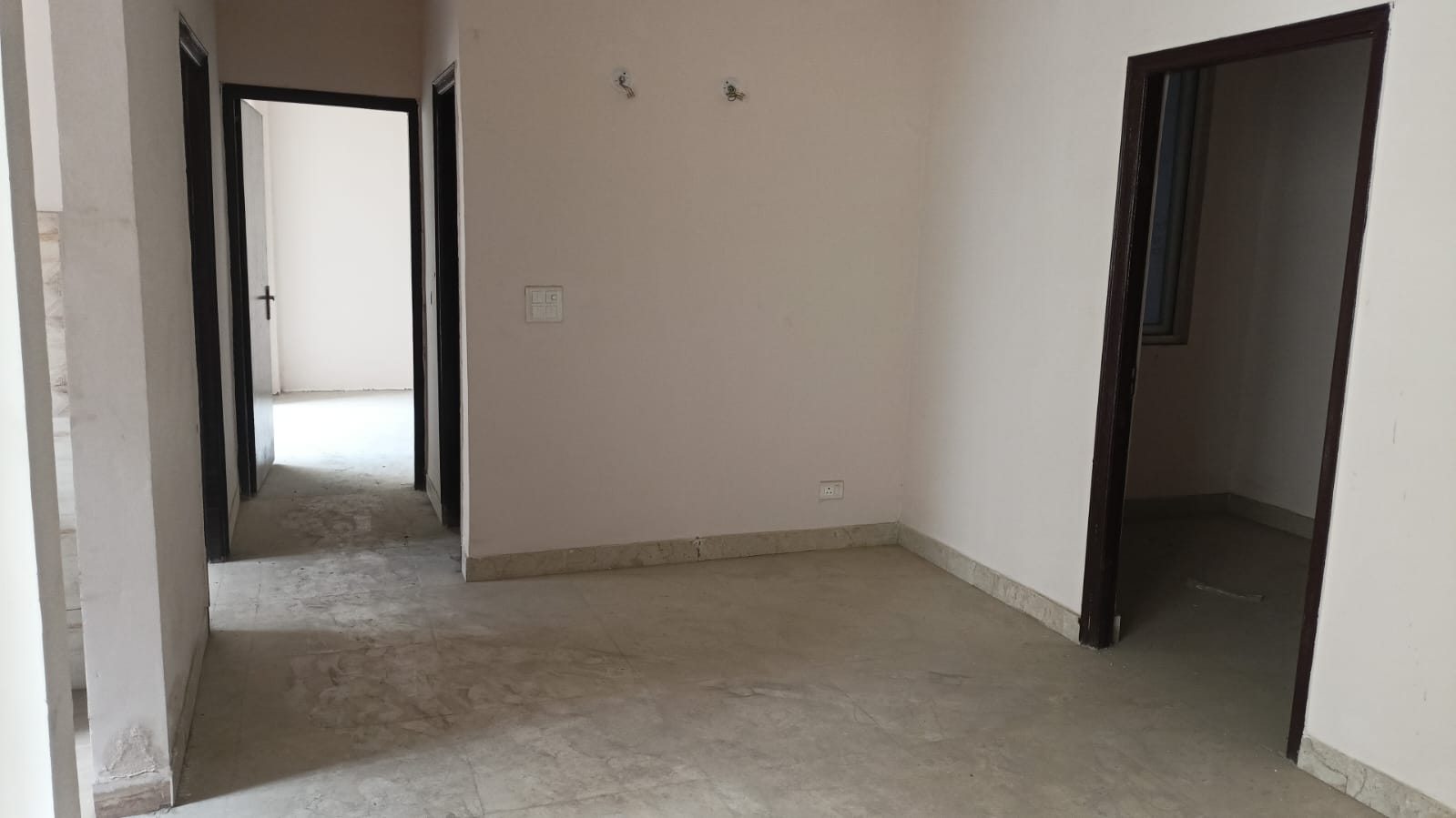 2 BHK Apartment For Sale in Amrapali Golf Homes