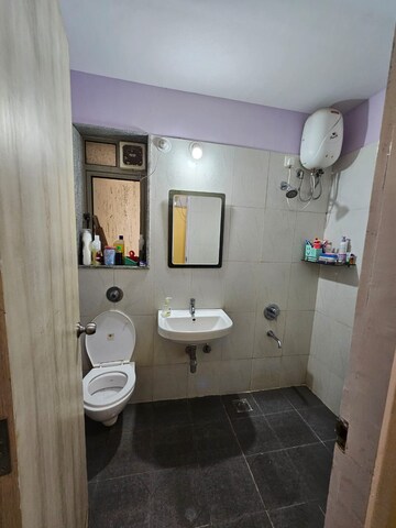 Bathroom in 1.5 BHK Apartment at Lodha Casa Rio, Dombivli East – for Sale