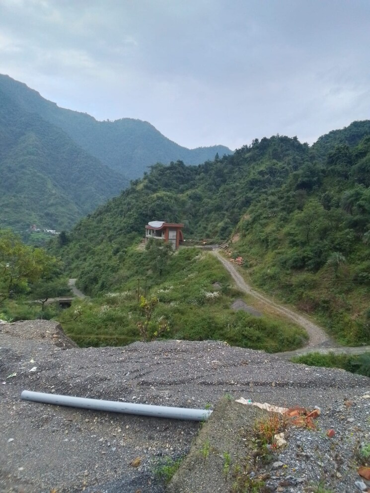 Garden, sahastradhara road  600 Sq.Yd. Plot In Sahastradhara Road Dehradun 7817606