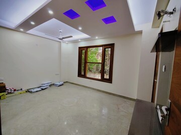 Room in 6+ BHK Independent House at Pitampura – for Sale