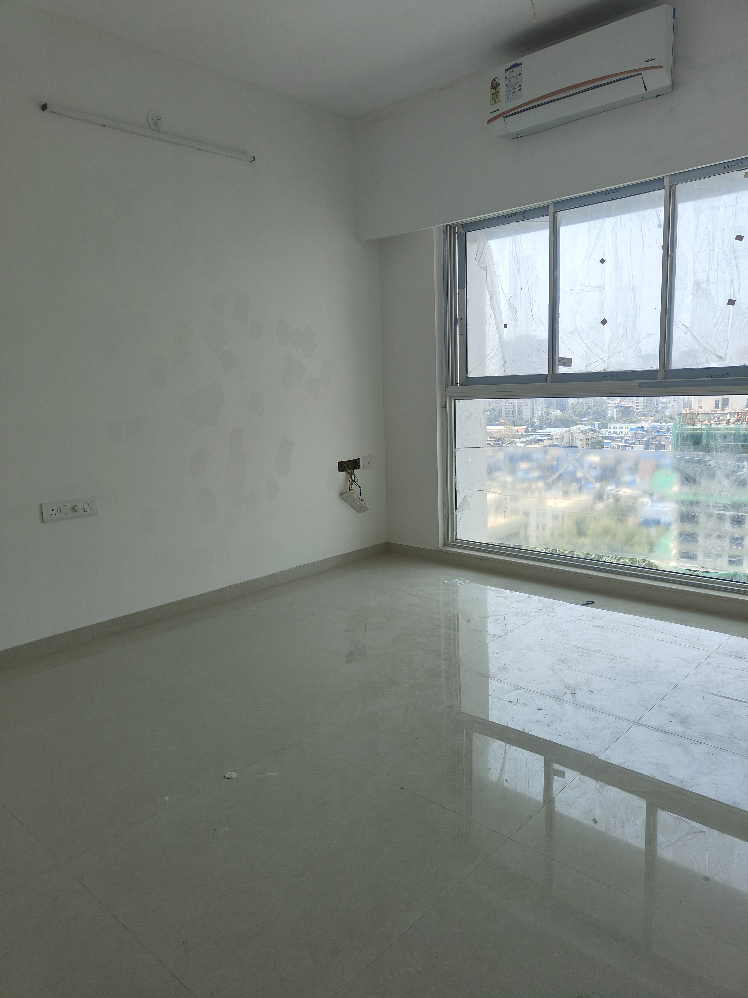 2 BHK Apartment For Rent in Rustomjee Erika Bandra East Mumbai  7817720