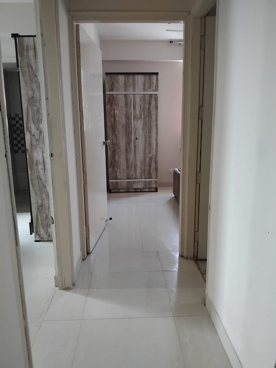 2 BHK + Extra Room Apartment For Sale in Signature Orchard Avenue 2
