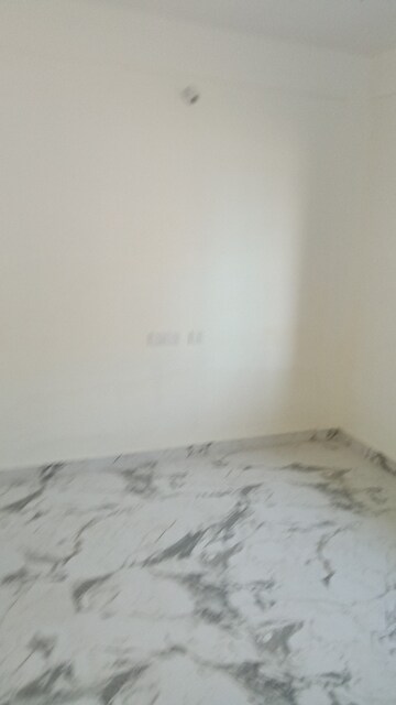 Room in 5 BHK Independent House at Tamando – for Sale