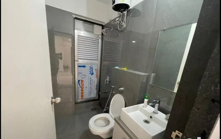 Bathroom, mayfair-the-view 2 Bedroom 817 Sq.Ft. Apartment In Vikhroli West Mumbai 7817806