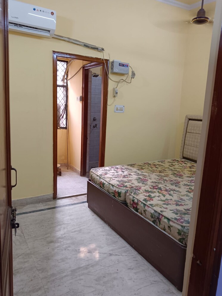 Bedroom, lajpat nagar 1 Bedroom 359 Sq.Ft. Builder Floor In Lajpat Nagar Delhi 7817842