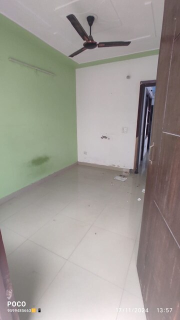 Room in 2 BHK Builder Floor at Mehrauli – for Rent